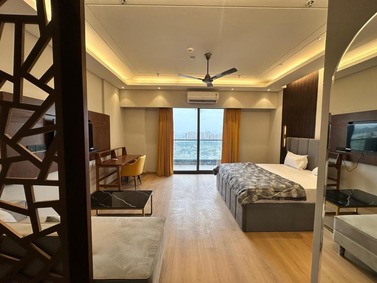 Aparthotel Urban Abodes Ghaziabad Exterior foto