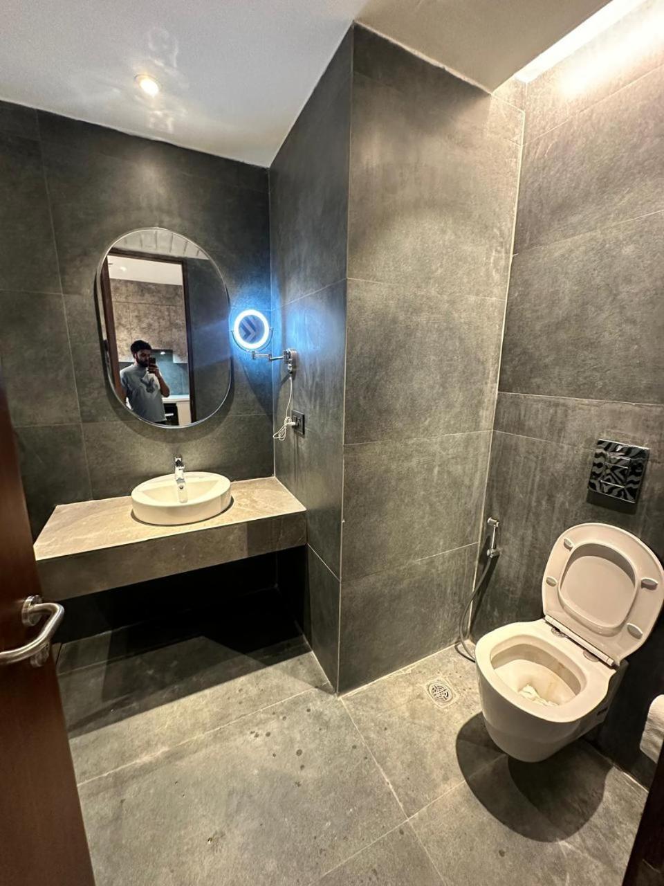 Aparthotel Urban Abodes Ghaziabad Exterior foto
